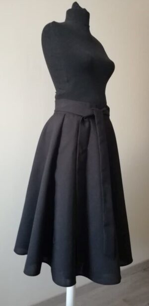 Körloknis próbaszoknya /  Fekete-fekete övvel 006