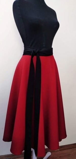 Körloknis próbaszoknya / Bordó-fekete övvel 005