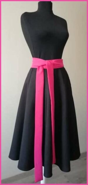 Körloknis próbaszoknya / Fekete-pink övvel 012